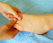 Balsam-Fußmassage